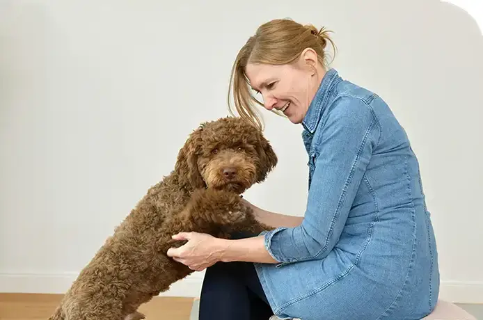 Logopädiepraxis mit Therapiehund in Warburg